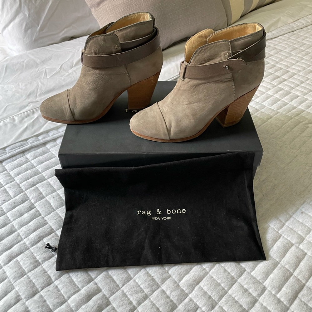 Rag & Bone Harrow Boot. Grey. Size 37.5